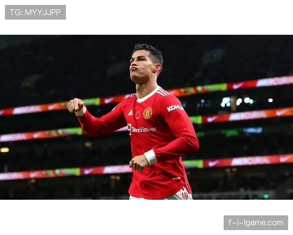 C罗重返曼联状态火热，全能锋霸风采再现老特拉福德