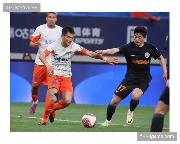 雷吉纳逼抢体系显成效，攻防两端持续提升球队整体表现