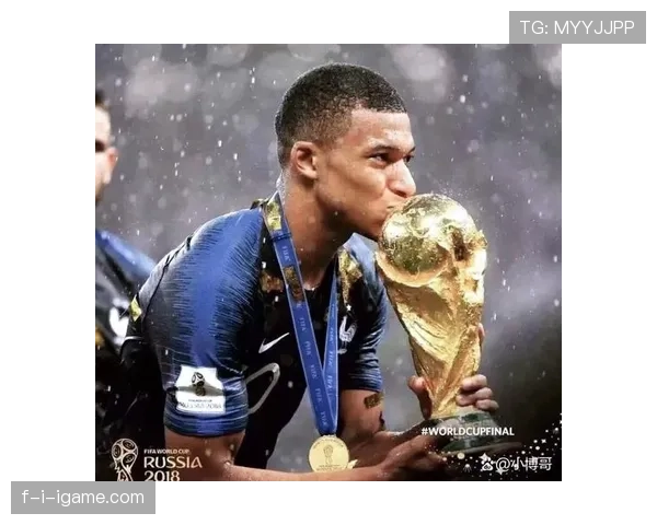 阿尔瓦雷斯 vs 姆巴佩：世界杯赛场的数据表现与角色差异分析